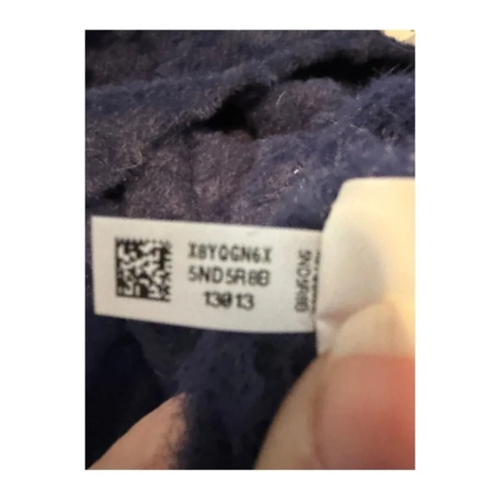 Aerie Fluffy-4-Ever Reversible Twist Sweater‎ Navy Blue Super-Soft Knit M